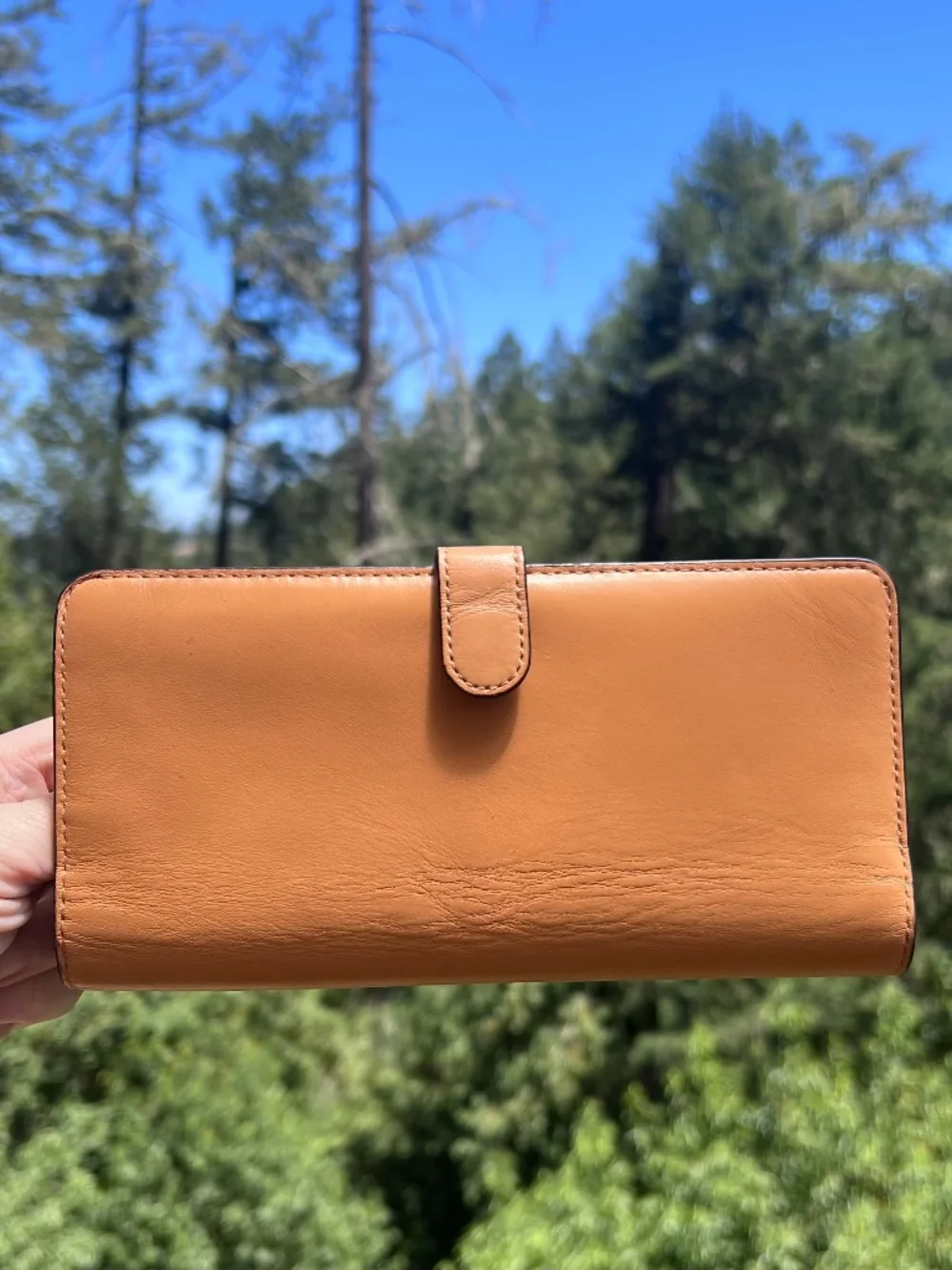 COACH Brown Smooth Leather Bifold Wallet with Gold Hardware AUTHENTIC
